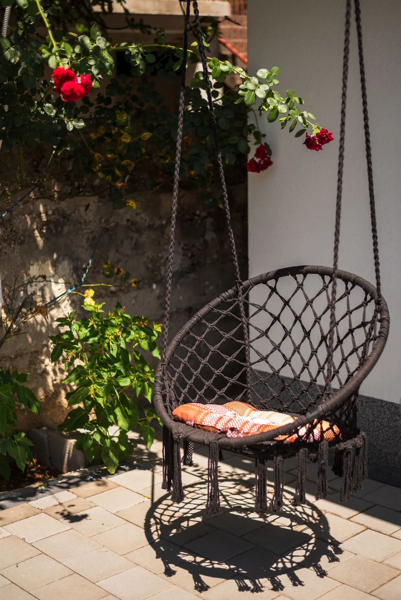Ground Level Apartment Courtyard Swing