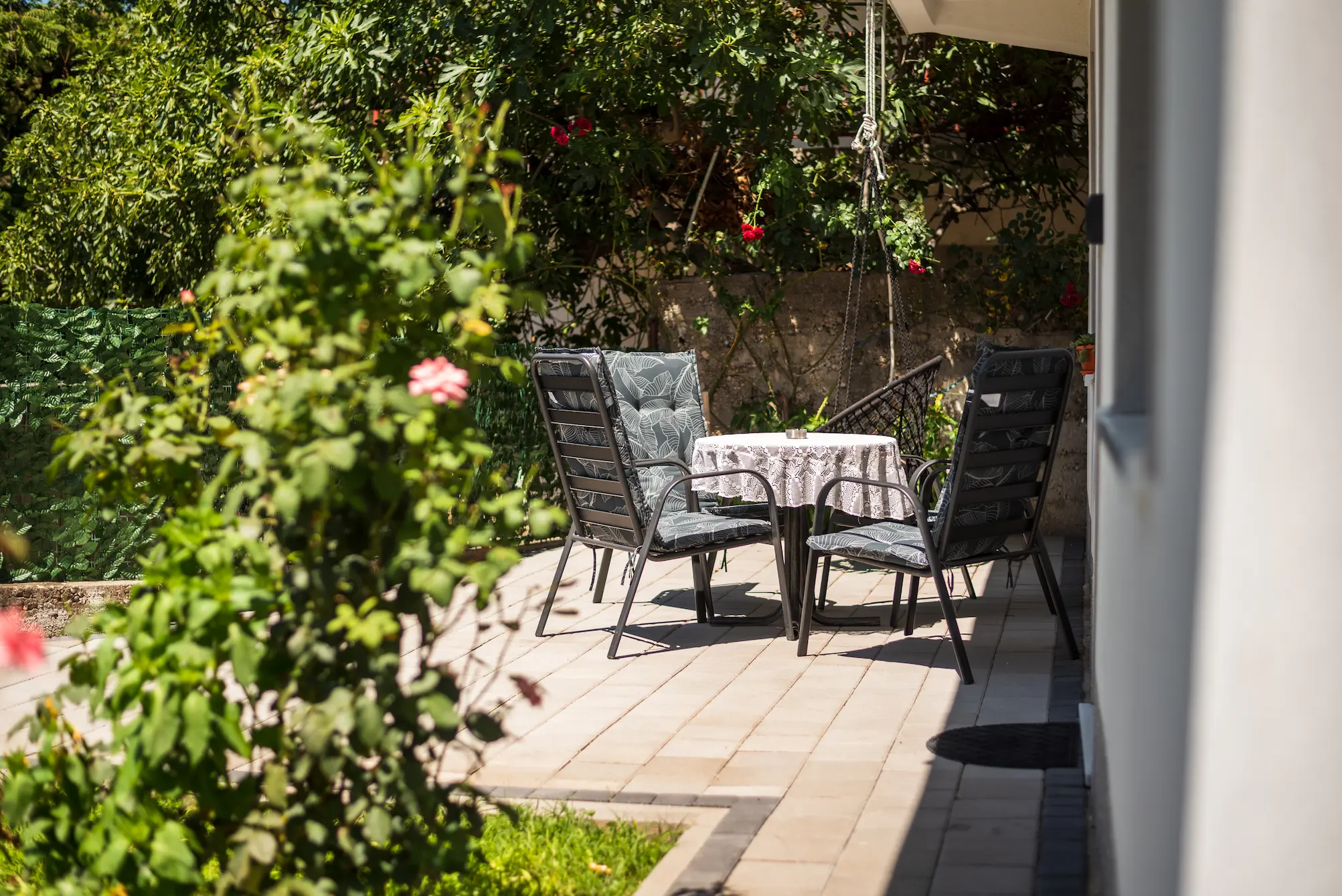 Ground Level Apartment Courtyard