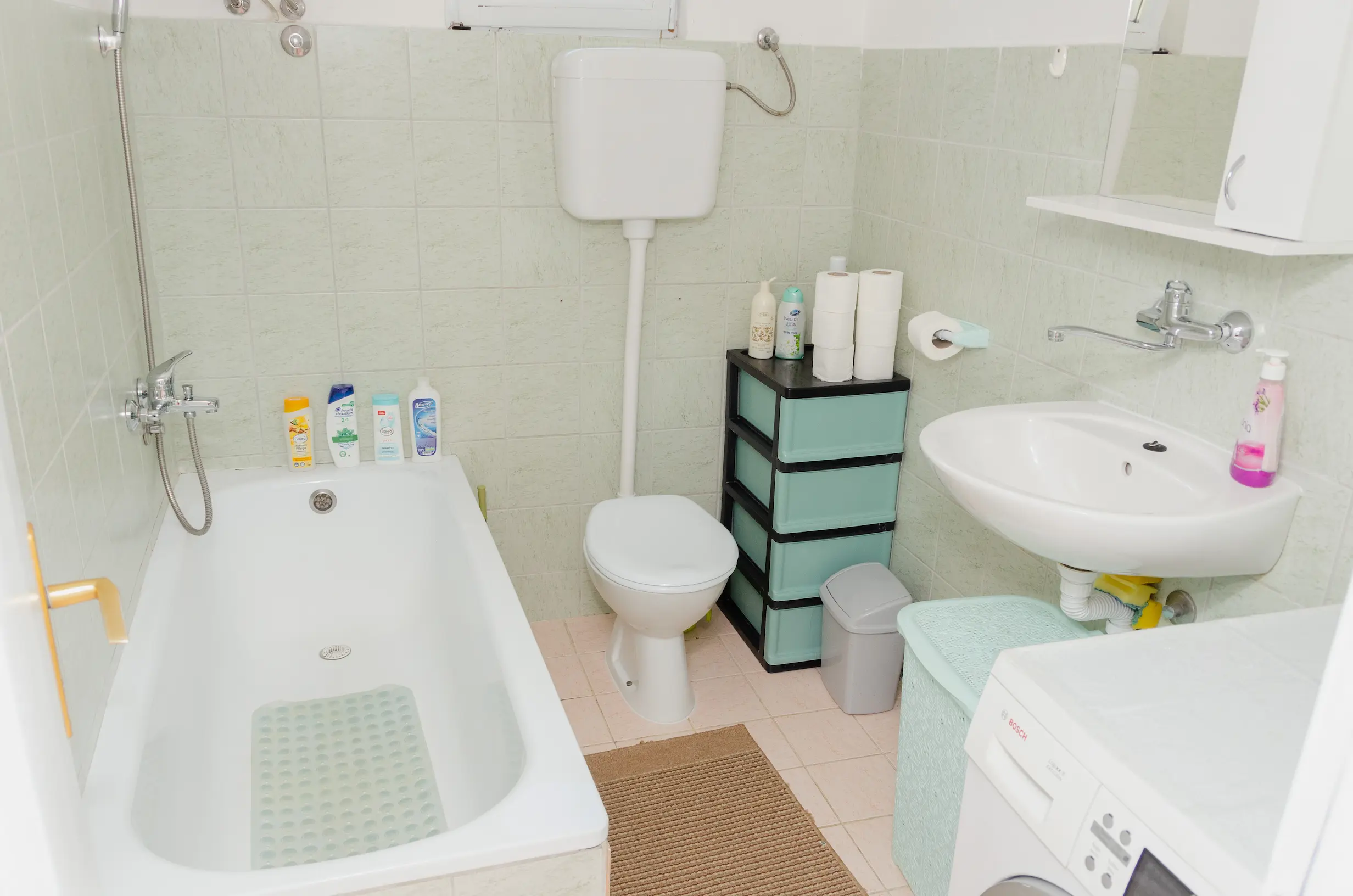 Upper Level Apartment Bathroom